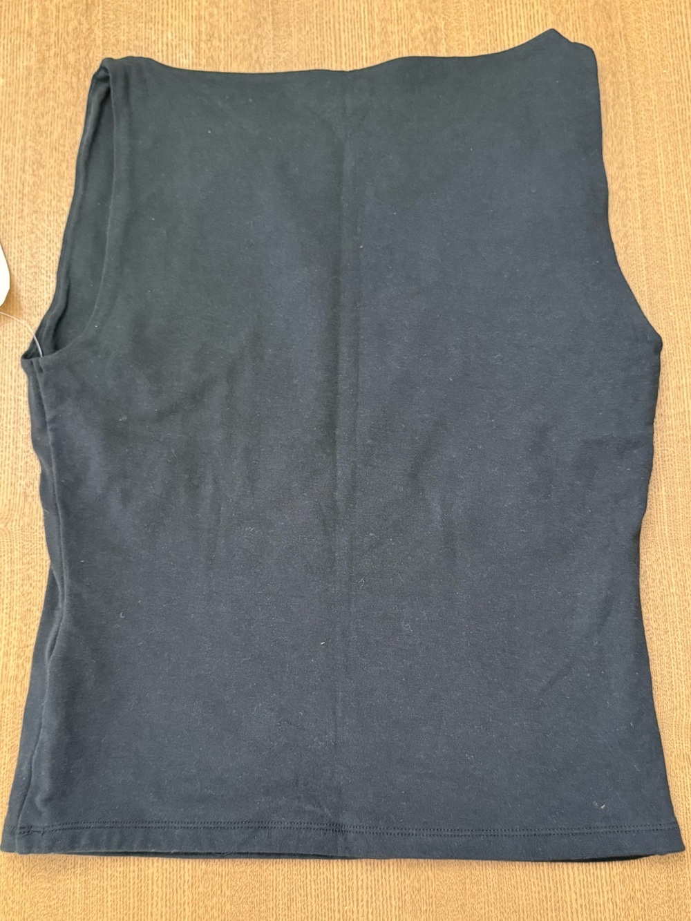 NWT Abercrombie sleeveless top - Picture 2 of 2